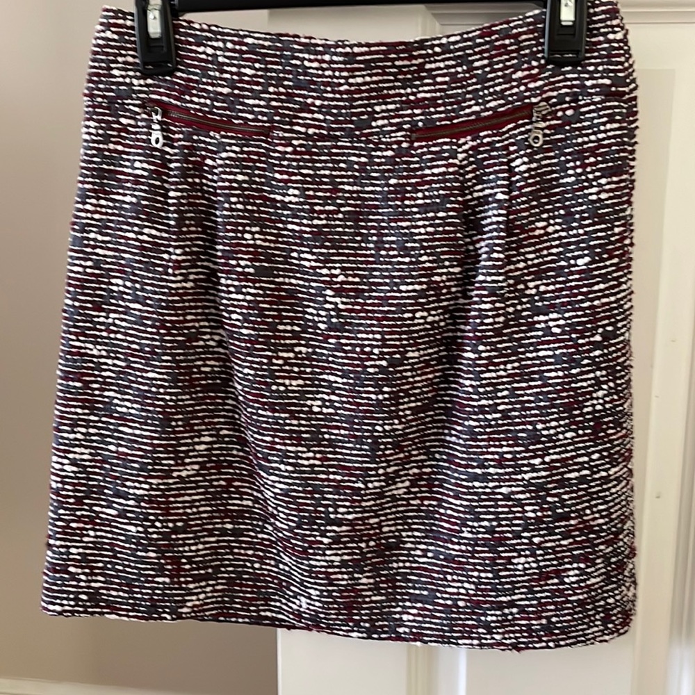 Loft mini skirt